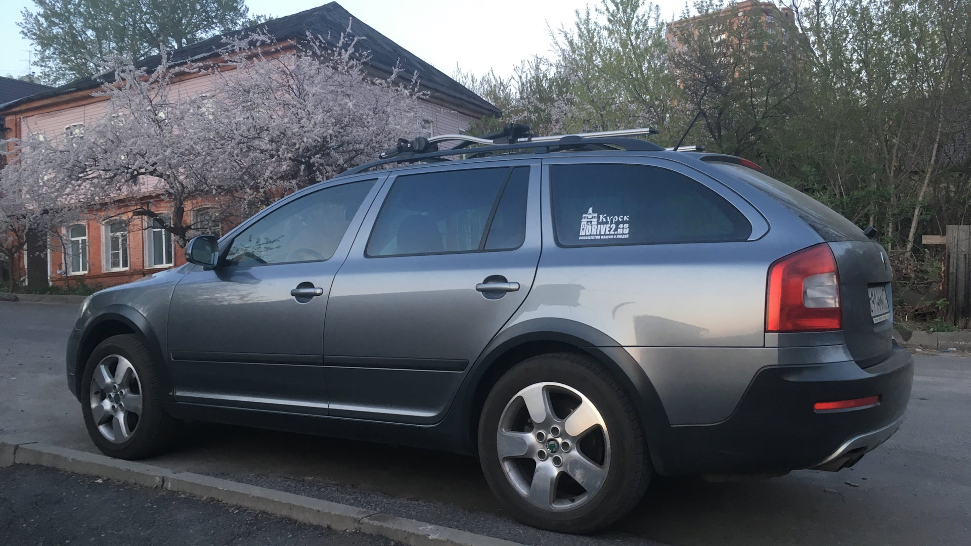 Skoda Octavia Scout a5 багажник