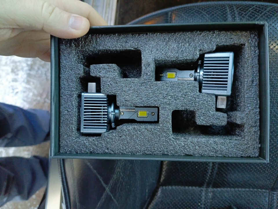 Замена ламп ксенона на диоды — Land Rover Range Rover (3G), 3,6 л, 2010 ...