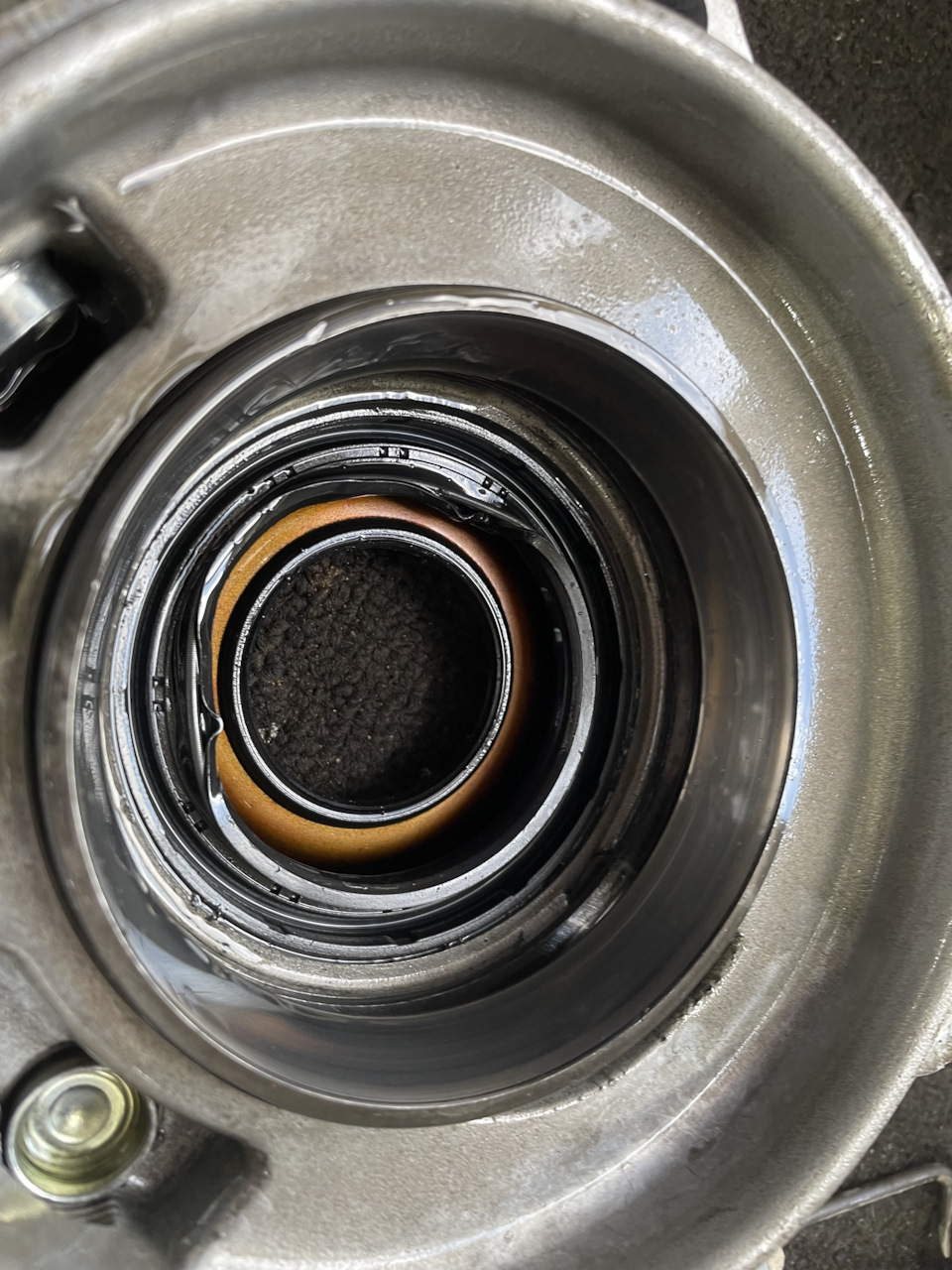 Виновник течи — Renault Arkana