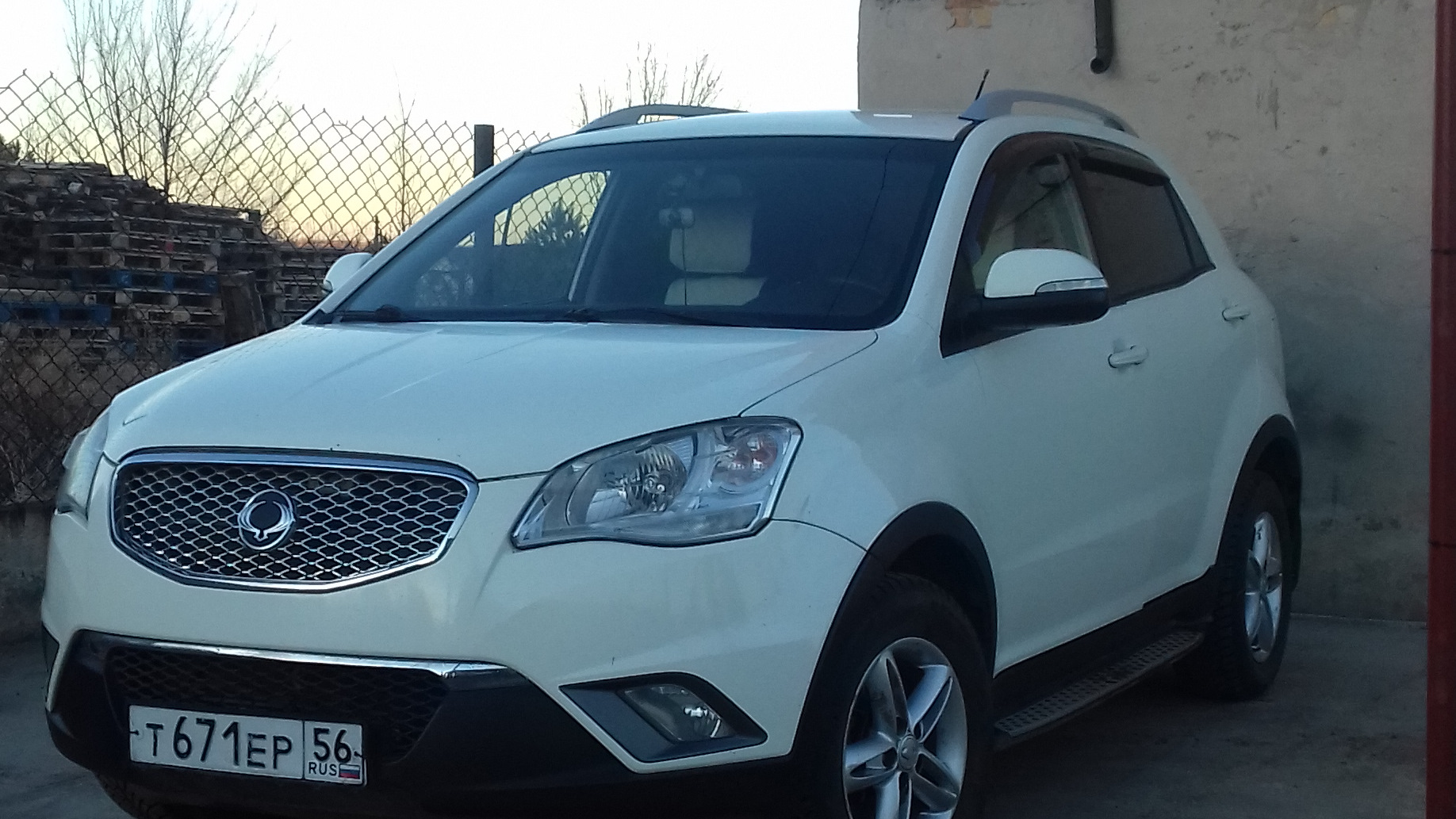 SsangYong Actyon (2G) 2.0 дизельный 2011 | Белая Фурия на DRIVE2