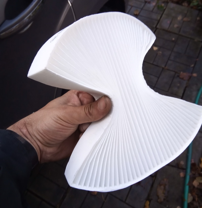 Вполне себе мнется — Ford Galaxy (Mk III)