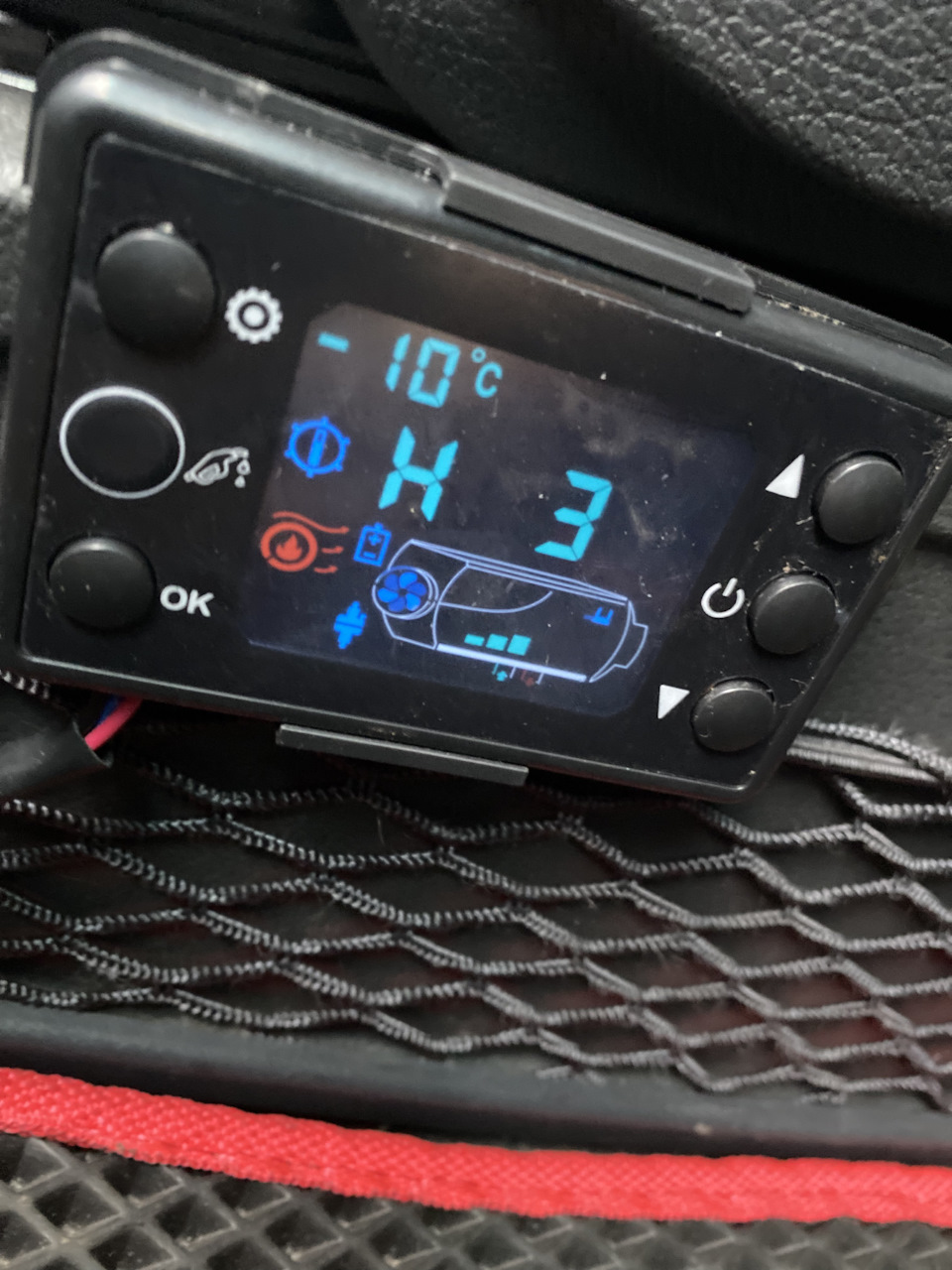 Установка сухого фена (автономка) на Viano — Mercedes-Benz Viano (W639 ...