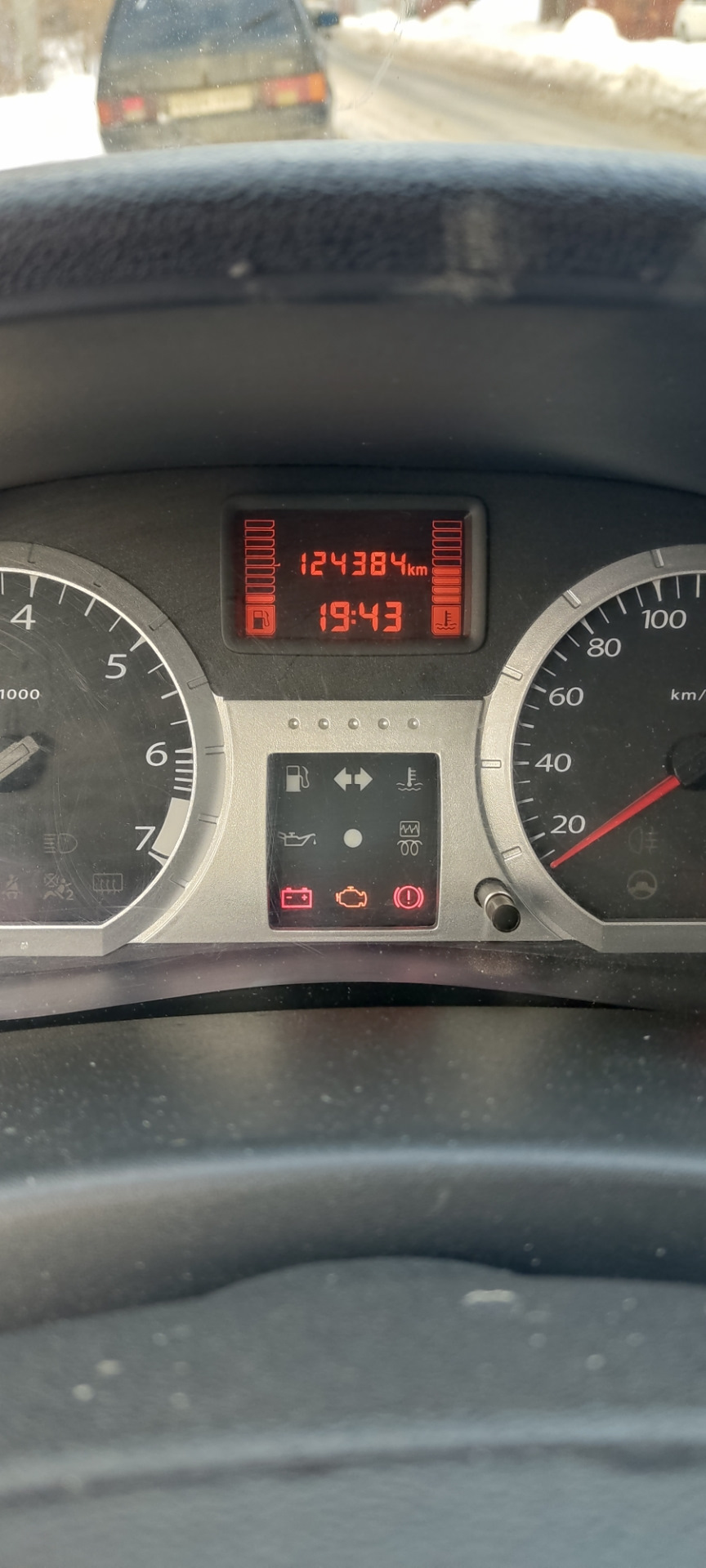 Глюк уровня топлива. — Lada Ларгус, 1,6 л, 2013 года | электроника | DRIVE2