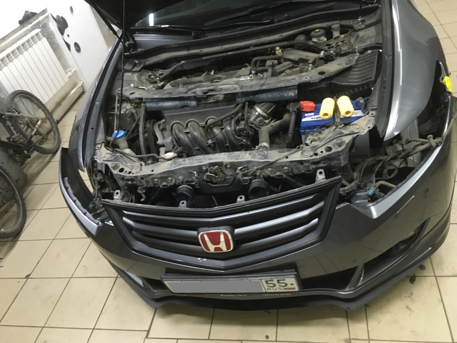 Замена стёкол фар + бронь + устранение провисания переднего бампера ...