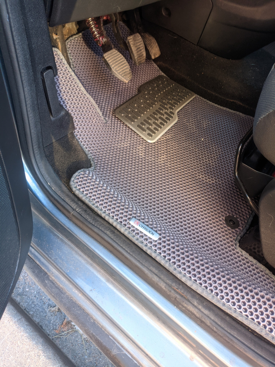 Фото в бортжурнале Citroen Berlingo  (2G)