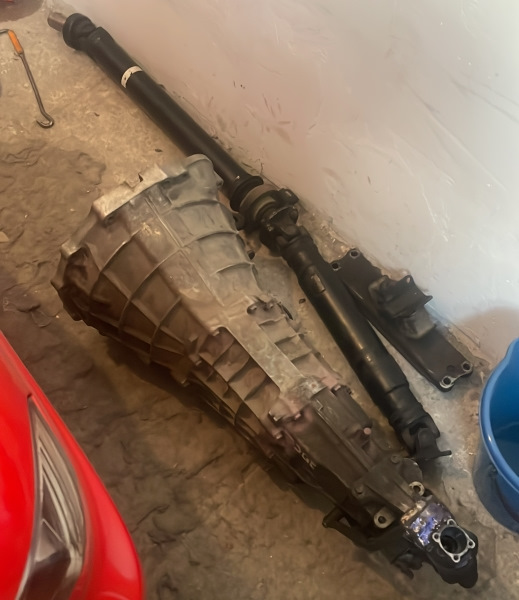 Весь комплект был болт-он, и даже кардан. Ничего не пилил и варил. После снятия комплекта он разъехался по всей стране. На сегодняшний день не осталось ничего. — Toyota Altezza