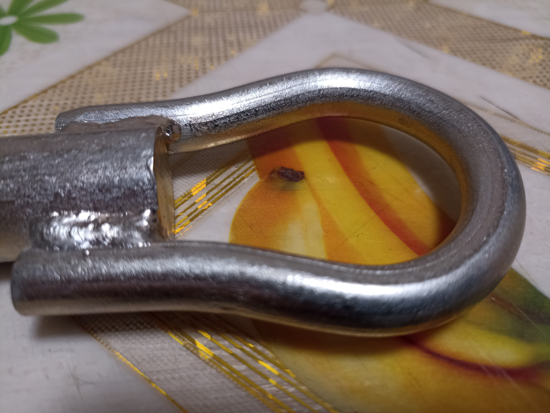 Буксировочный крюк — Lada Приора универсал, 1,6 л, 2011 года ...