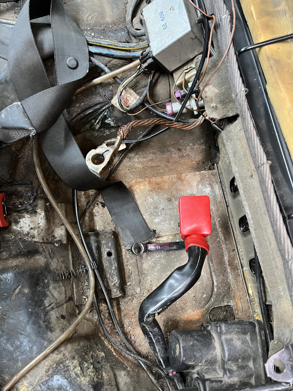 \"Маленькие радости\" — замена провода массы, клемм АКБ + заглушки для ...