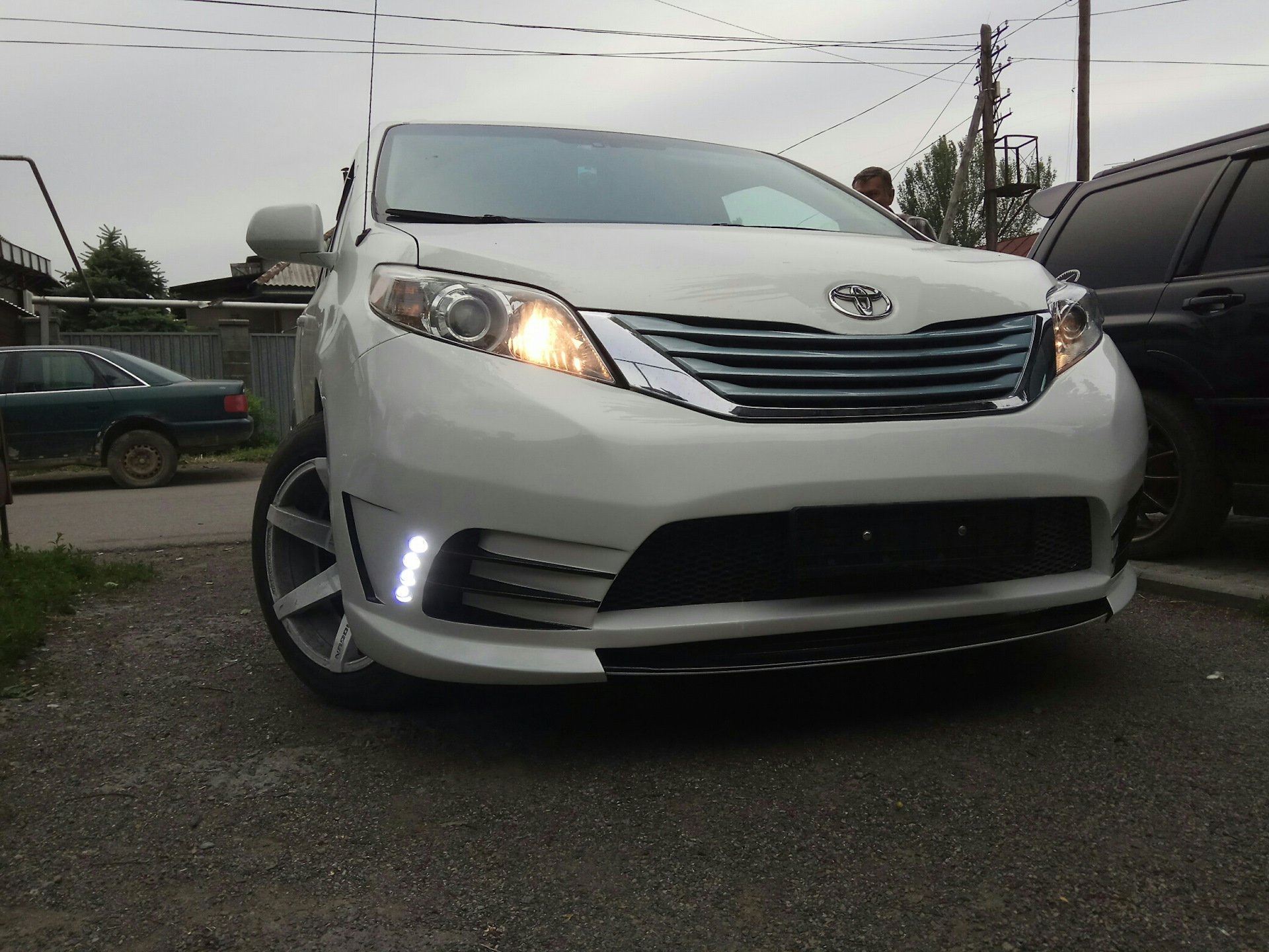 Toyota Sienna 2 Tuning