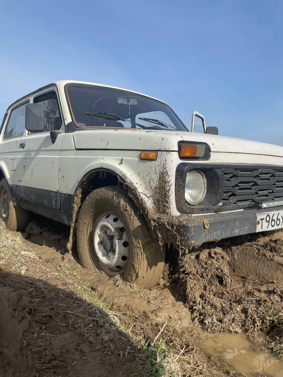 Легкое бездорожье — Lada 4x4 3D, 1,7 л, 1998 года | покатушки | DRIVE2