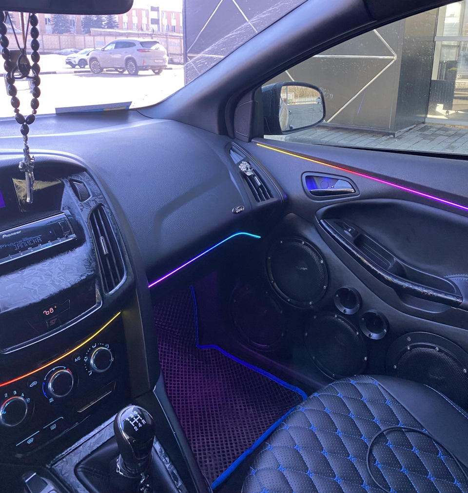 Новая подсветка салона MTF — Ford Focus Sedan III, 1,6 л, 2012 года ...
