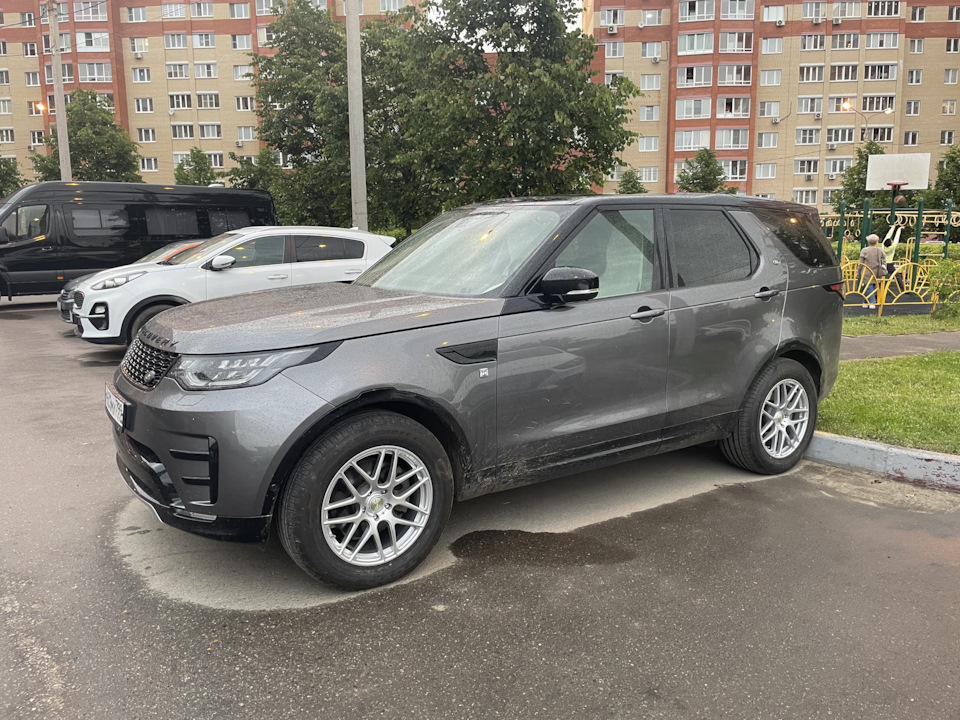 Фотография «Летние колеса 275/55R19 на легких кованных дисках Slik.»