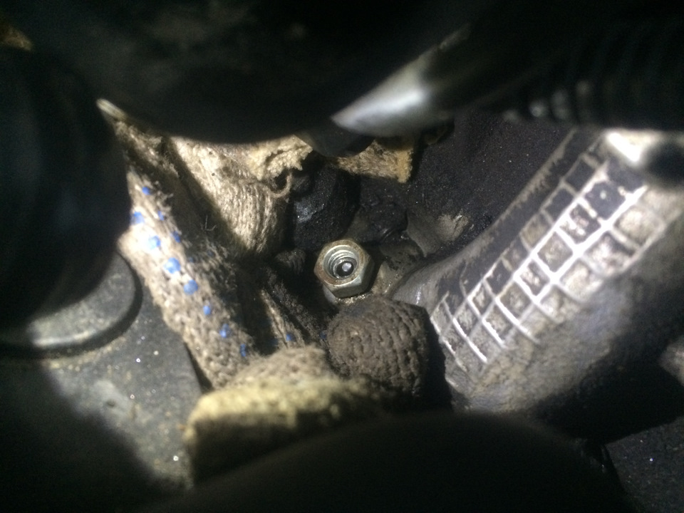 pIAAAgAs7OA 960 Как выкрутить обломанную свечу накаливания