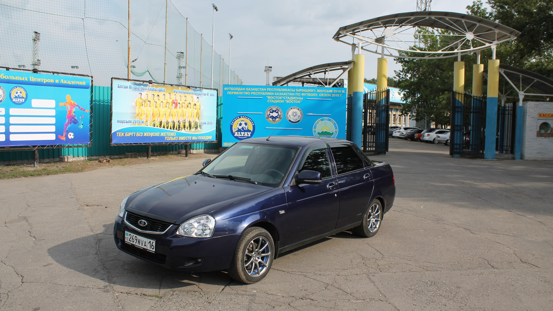 Lada Приора седан 1.6 бензиновый 2013 | Второй Персей на DRIVE2