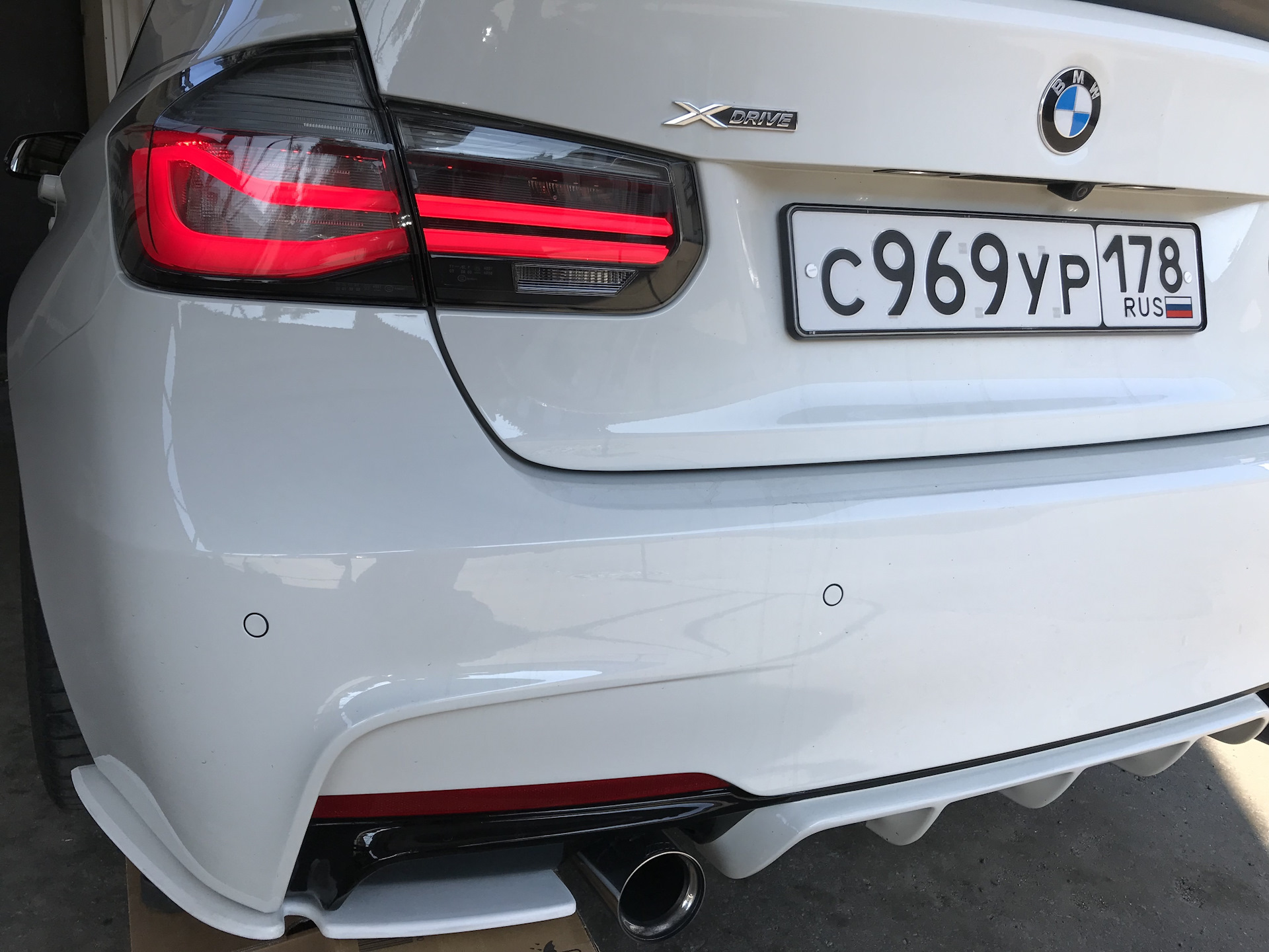 Как снять задний бампер бмв ф30 Элероны на задний бампер BMW F30 - HandMade - BMW 3 series (F30), 2 л, 2015 года