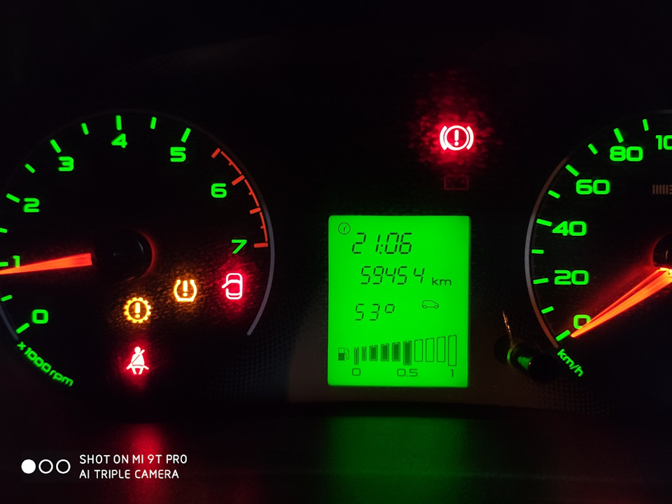 Прошивка панели с обнулением! — LADA Гранта, 1,6 л., 2013 года | своими ...