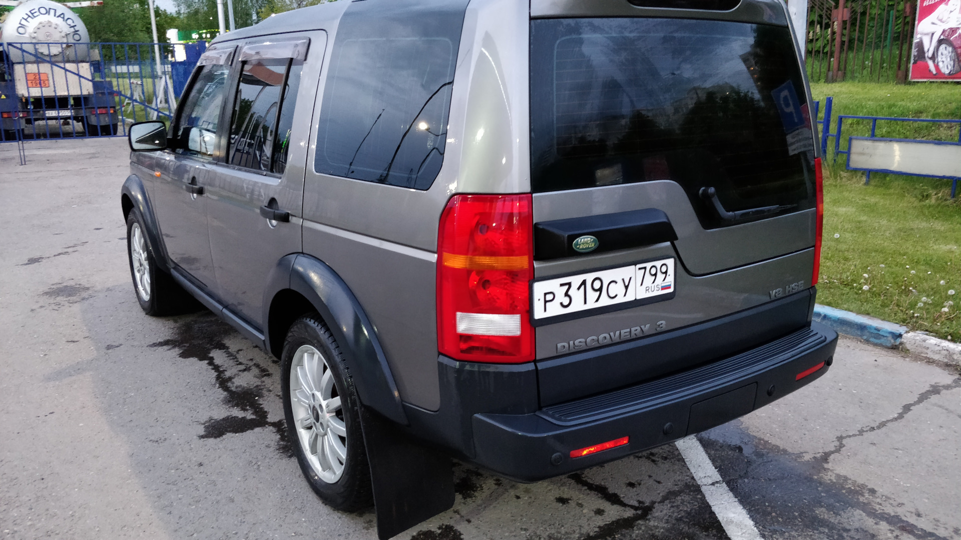 Land Rover Discovery III 4.4 бензиновый 2007 | А чё ты хотел за 500?) на  DRIVE2