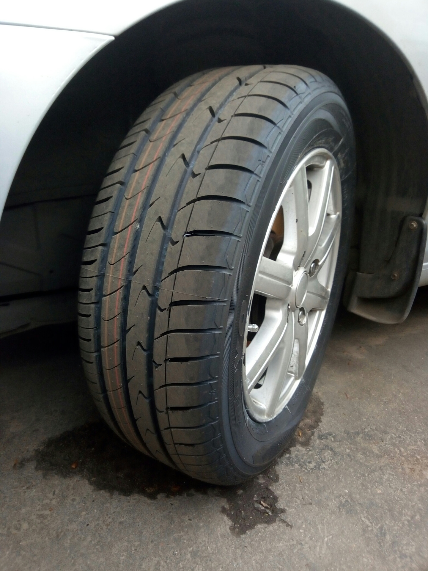 R15 60. 205/60 R15. Резина 195/65/r15 w210. 195/60 R15. 195/60r15 ер300.