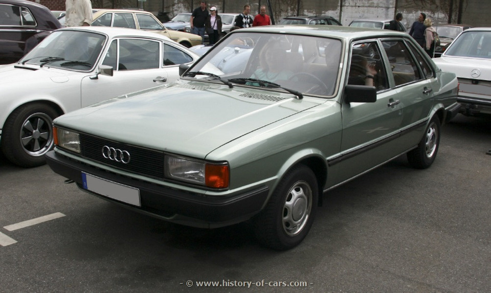 2 б 81. Audi 80 1981. Audi 1981. Ауди 80 1981 года. Ауди 80 CL.