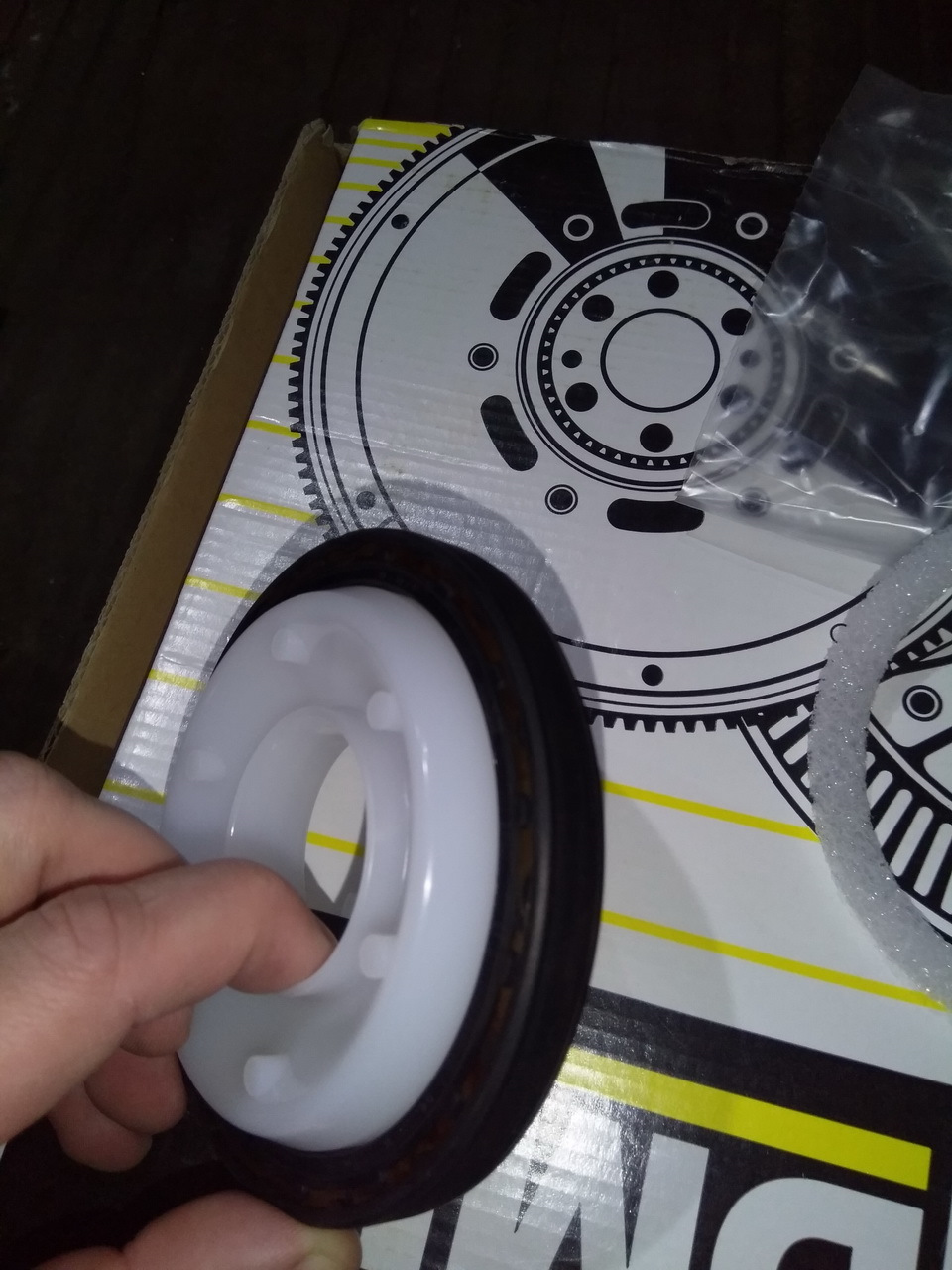 Если чешутся руки… Замена сцепления, Сальника коленвала, эластичной ...