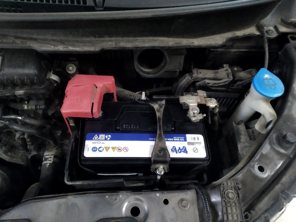 система охлаждения батареи тесла. теплообменник системы охлаждения. охладить аккумулятор. Nissan leaf battery cell 62. охладить аккумулятор.