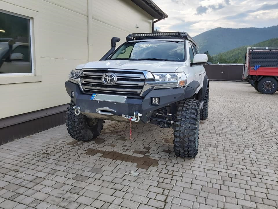 Toyota Land Cruiser 76 офф роад