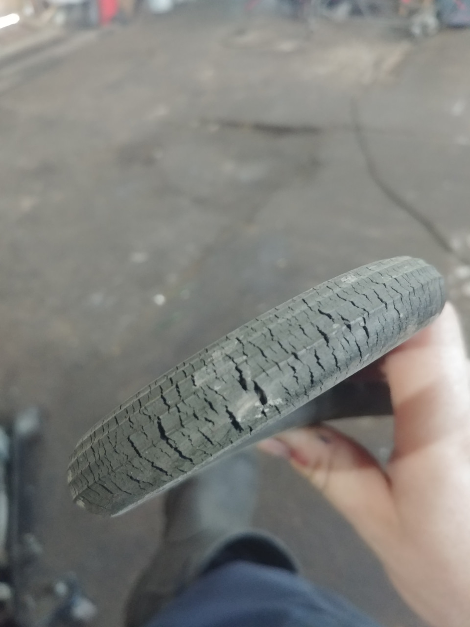 Ресурс — 1 год. Надо ставить Импорт! — UAZ 3153