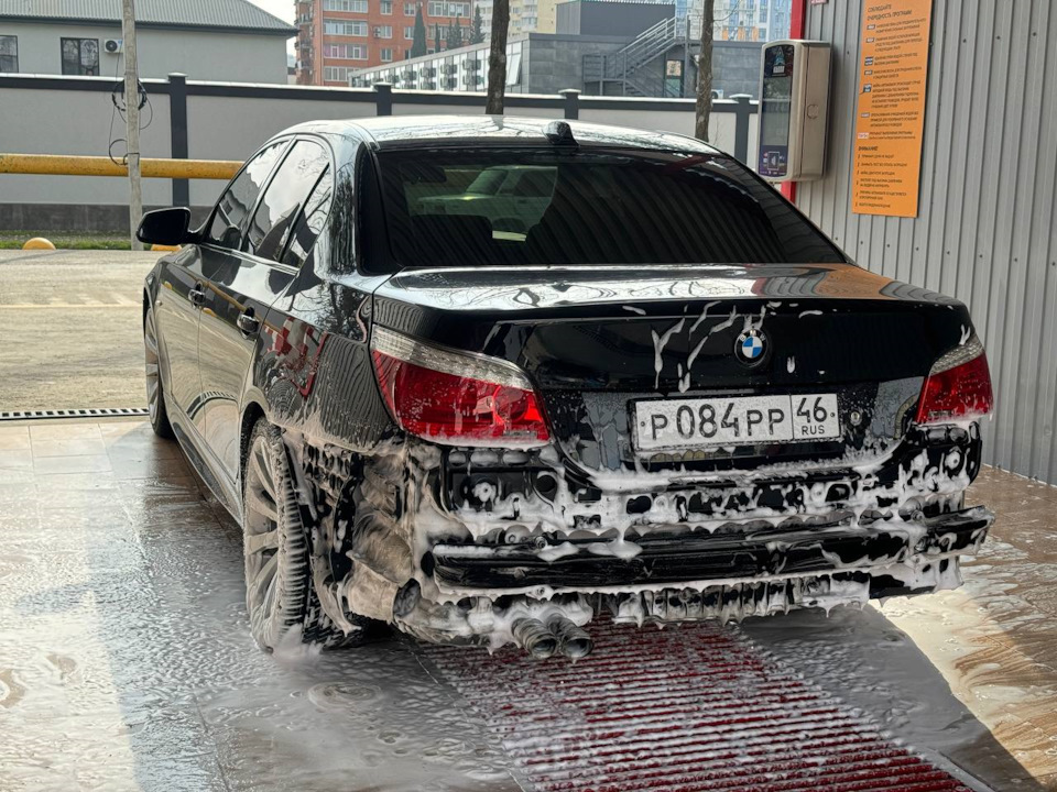Фото в бортжурнале BMW 5 series (E60)