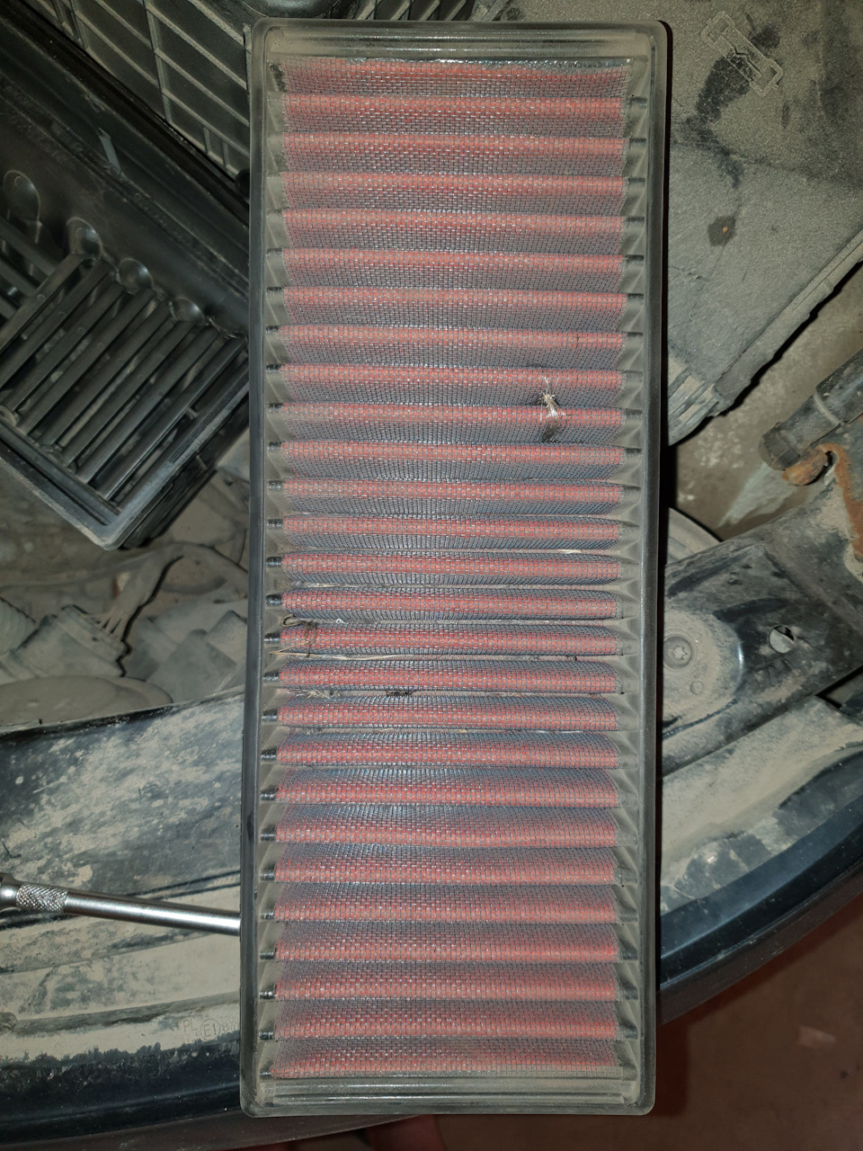 Замена свечей и чистка фильтра нулевого сопротивления — Volkswagen ...