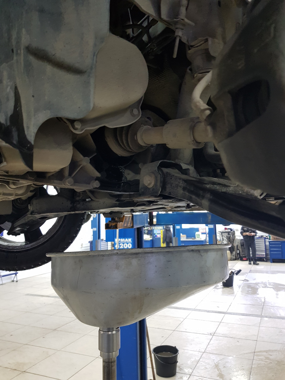 Замена лобового стекла (каргласс — негатив) и и батарейки — Nissan ...