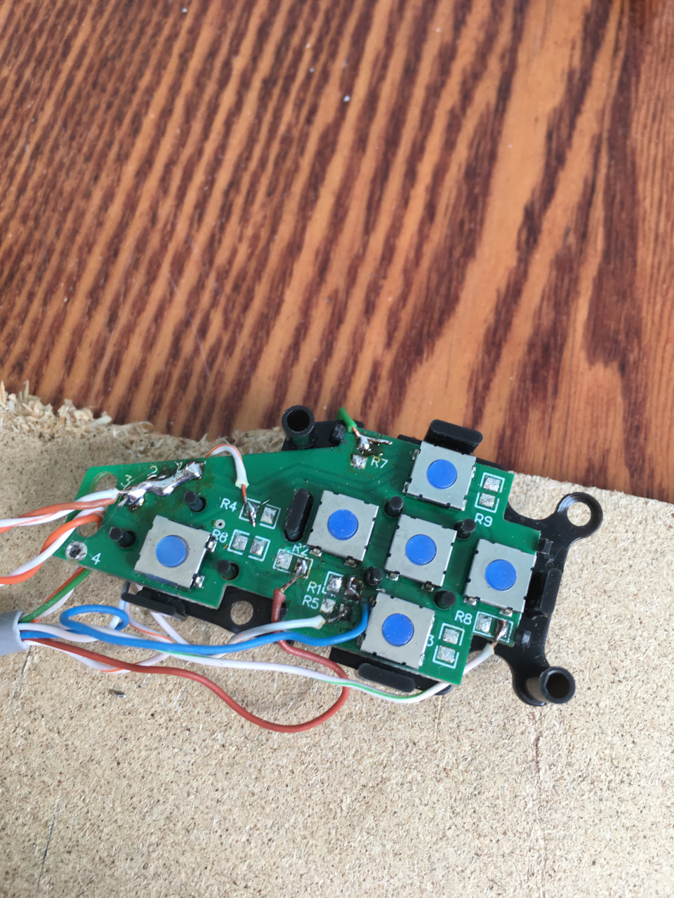 Блютуз в машине. Ч1. Переключатель. — Chevrolet Niva, 1,8 л, 2012 года ...