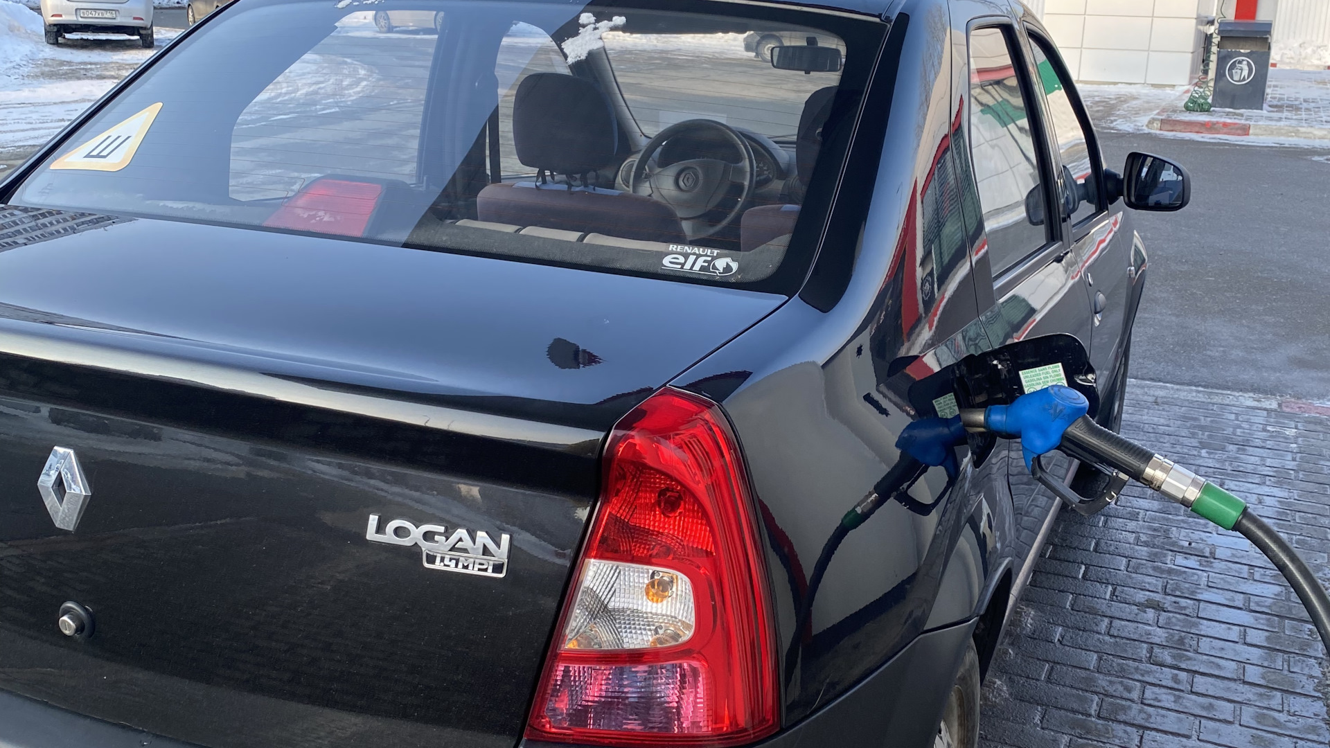 Renault Logan (1G) 1.4 бензиновый 2011 | Лохан на DRIVE2