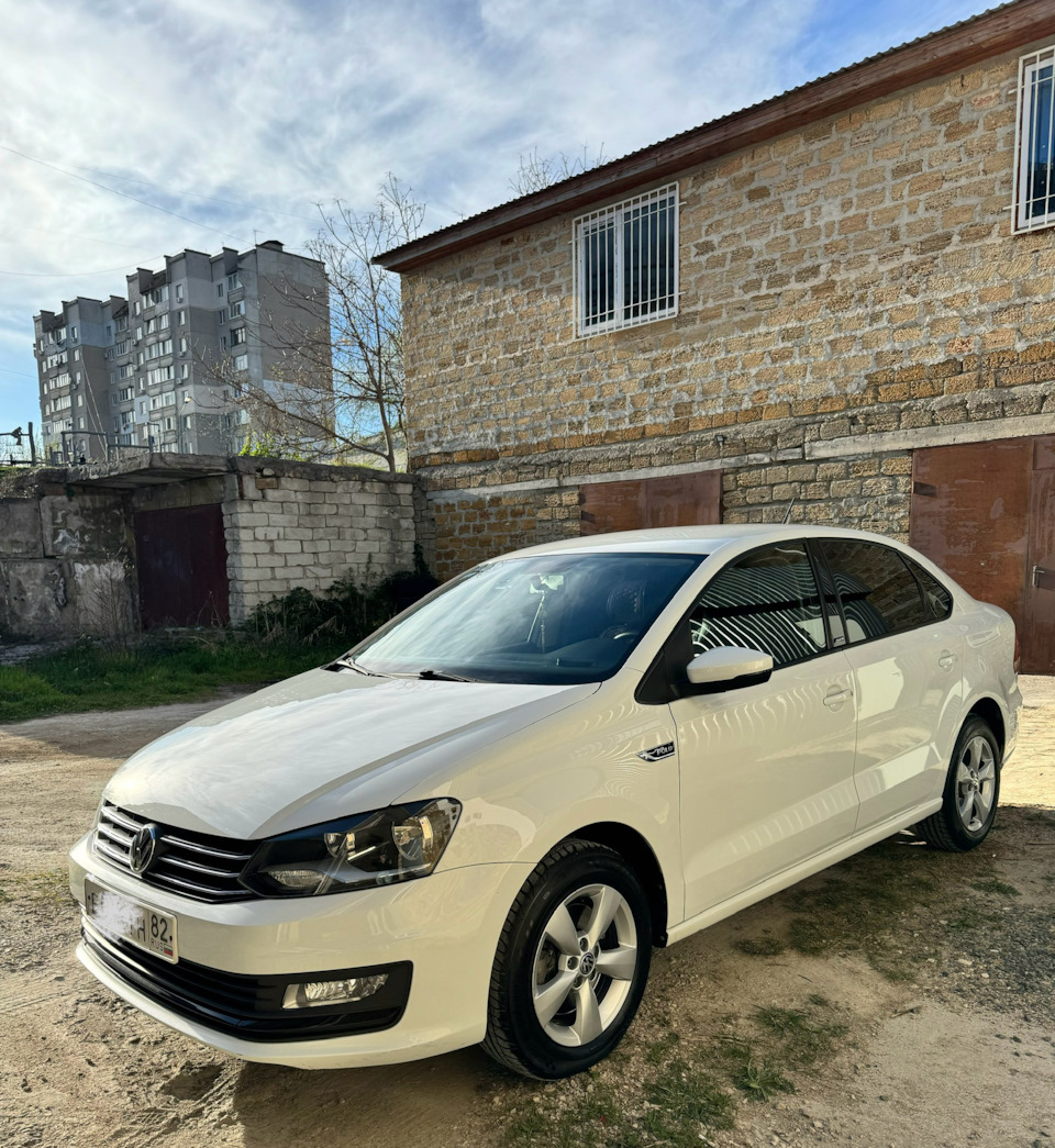 Обо всем да ни о чем — Volkswagen Polo Sedan, 1,6 л, 2016 года | колёсные  диски | DRIVE2