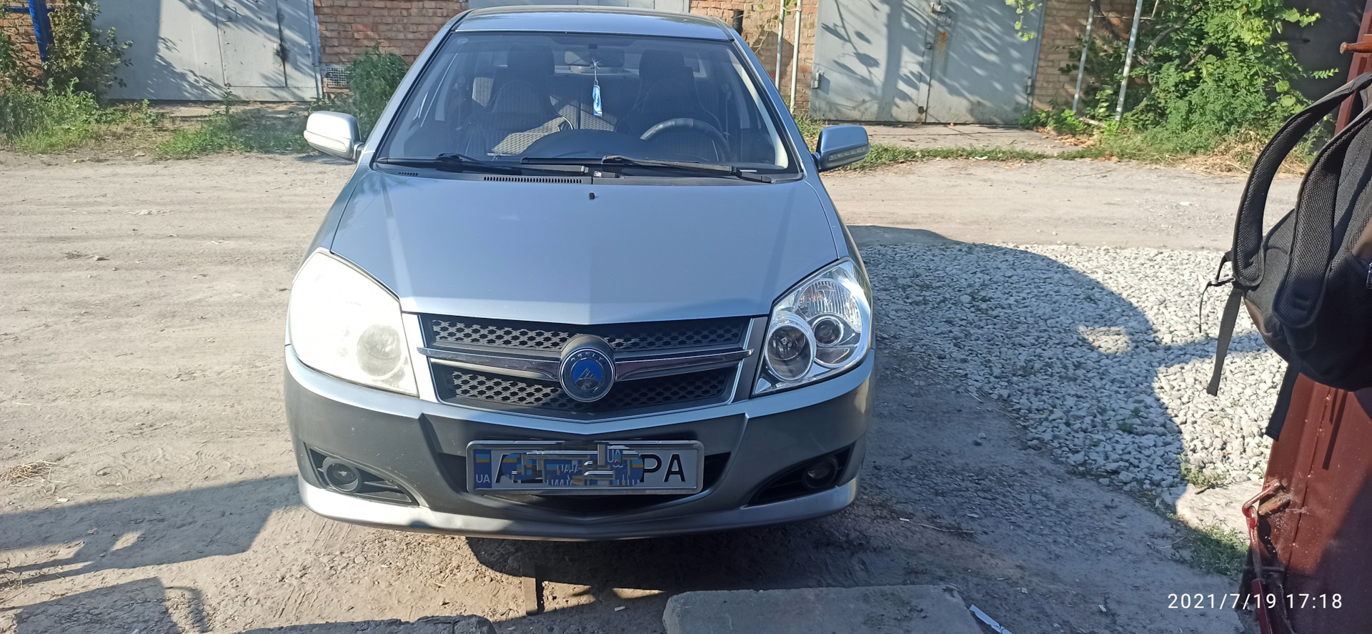 Купить Стекло Фары Geely Mk Cross