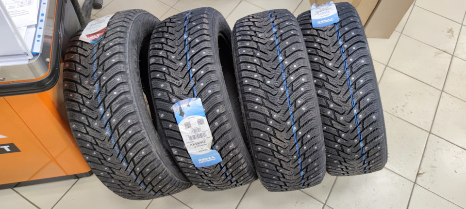 166. Nokian Nordman 8 (New tyres) — Hyundai i40, 2 л, 2013 года | шины ...