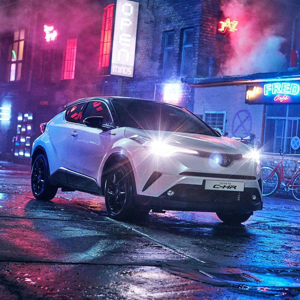 Ночной город подвластен Toyota C-HR — Тойота Центр Волгоградский на DRIVE2