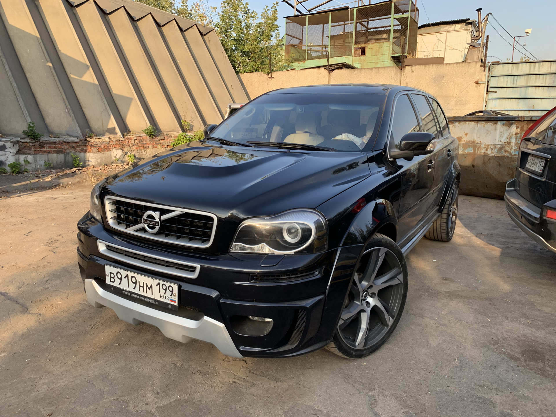 Тюнинг volvo xc90. Volvo xc90 Tuning 2008. Volvo xc90 обвес. Обвес на Вольво xc90. Обвес Вольво хс90.