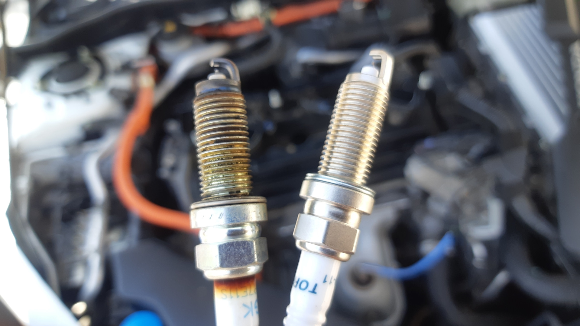 Замена свечей зажигания. — Honda Accord Hybrid (9G), 2 л, 2014 года ...