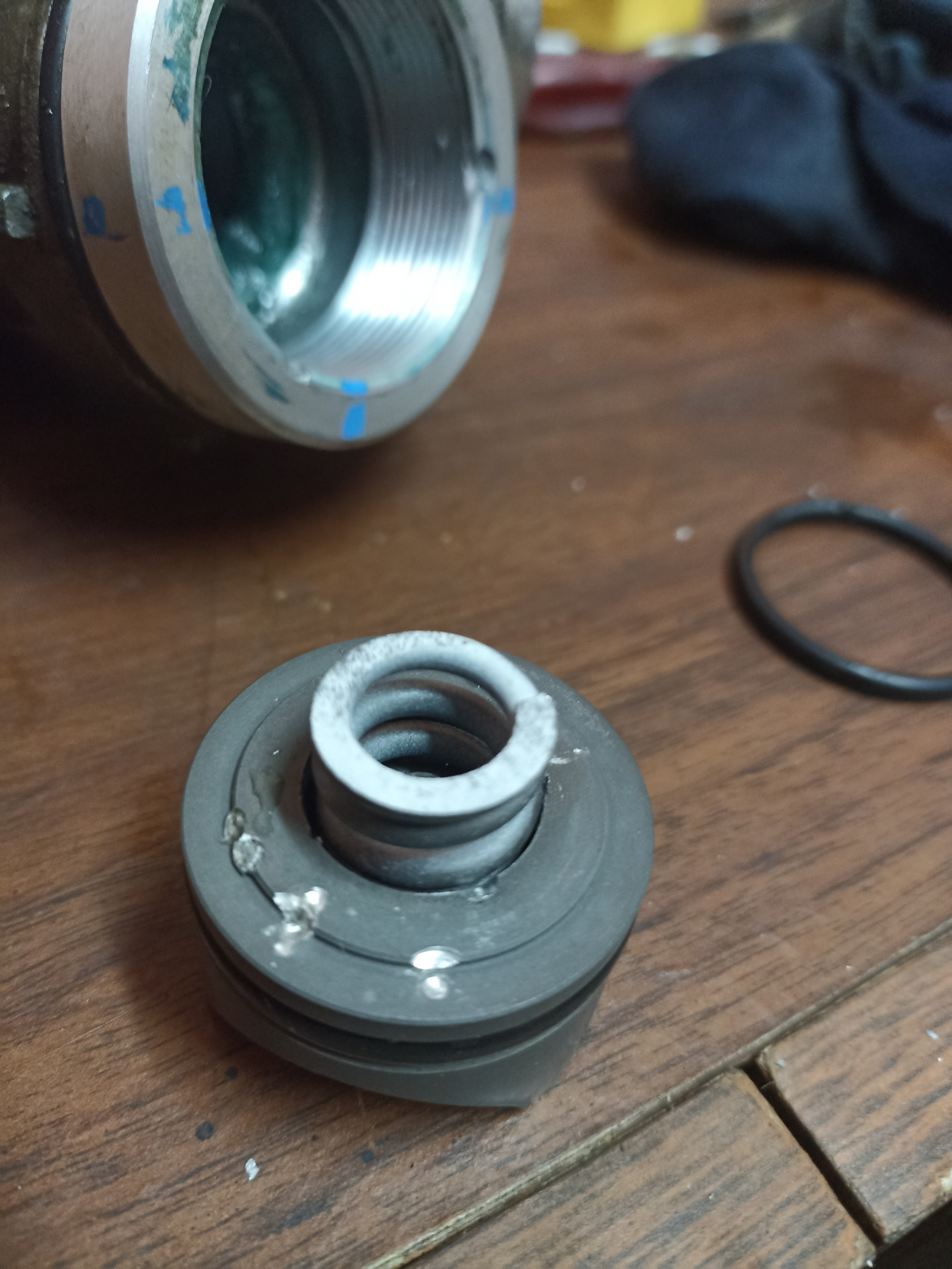 Победа над дробным стуком и замена втулки рулевой рейки Веста — Lada ...