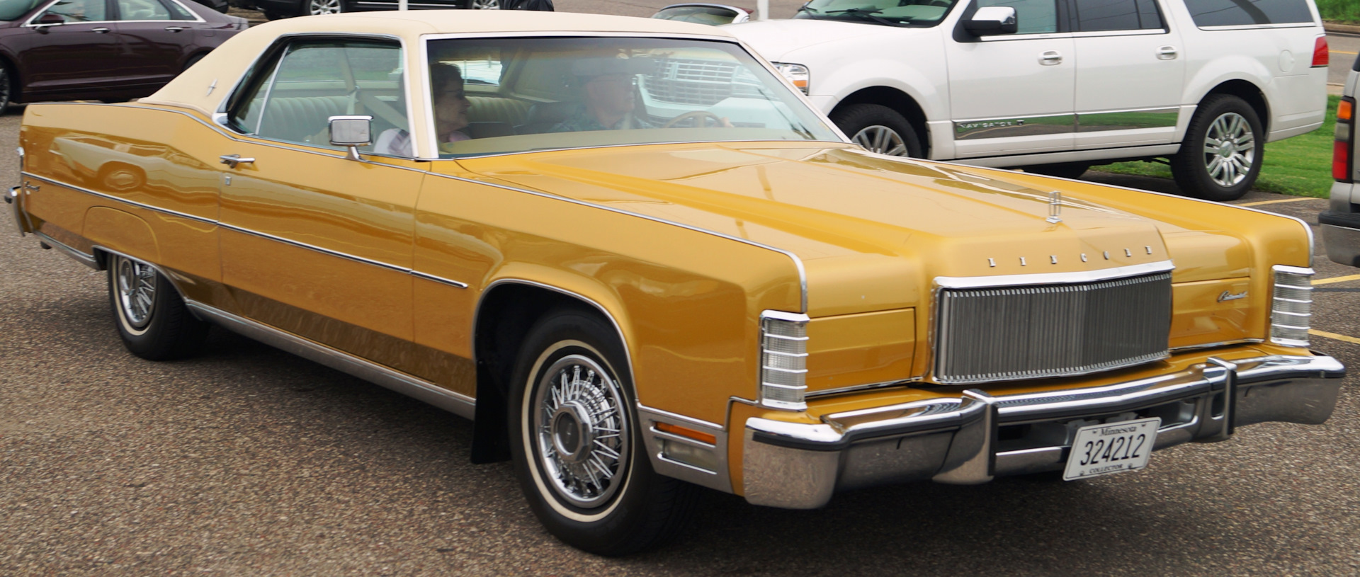 Lincoln Continental Town car 1976