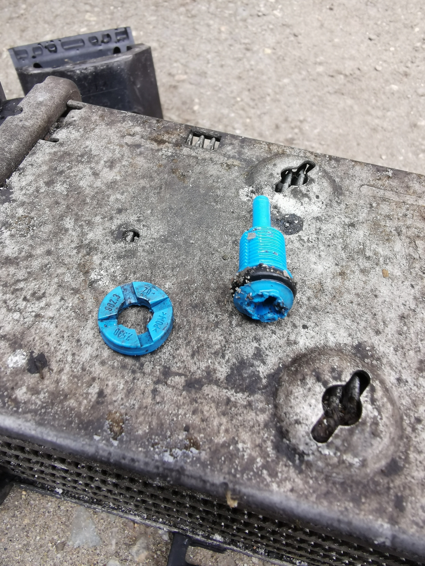 Профилактика. Замена антифриза, промывка радиаторов снаружи и изнутри ...