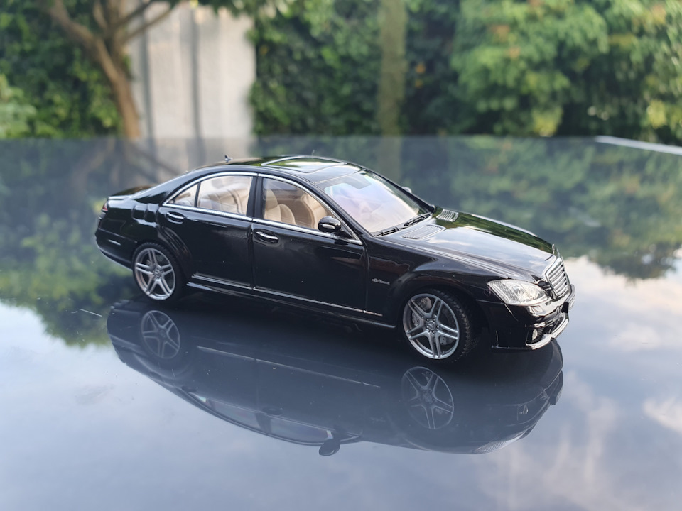 ミニカー AUTO art 1/43 S63AMG Amazon | AUTOart 1/43 Mercedes Benz S63 AMG Silver オート