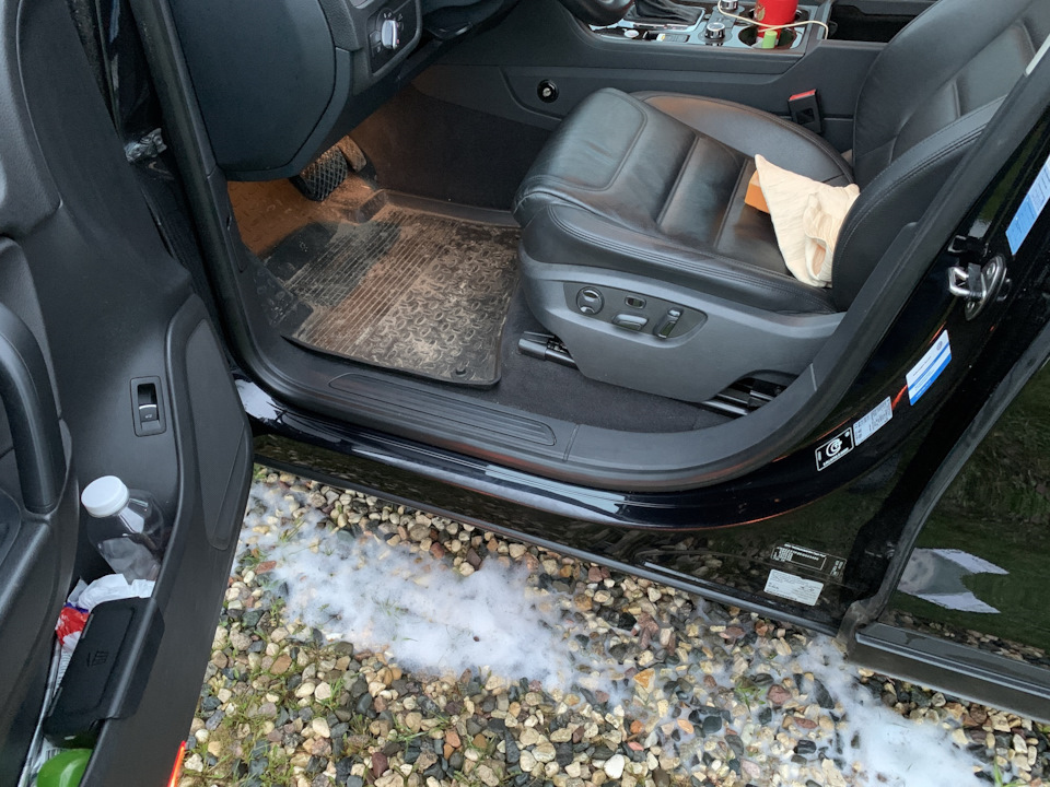 Фото в бортжурнале Volkswagen Touareg (2G)