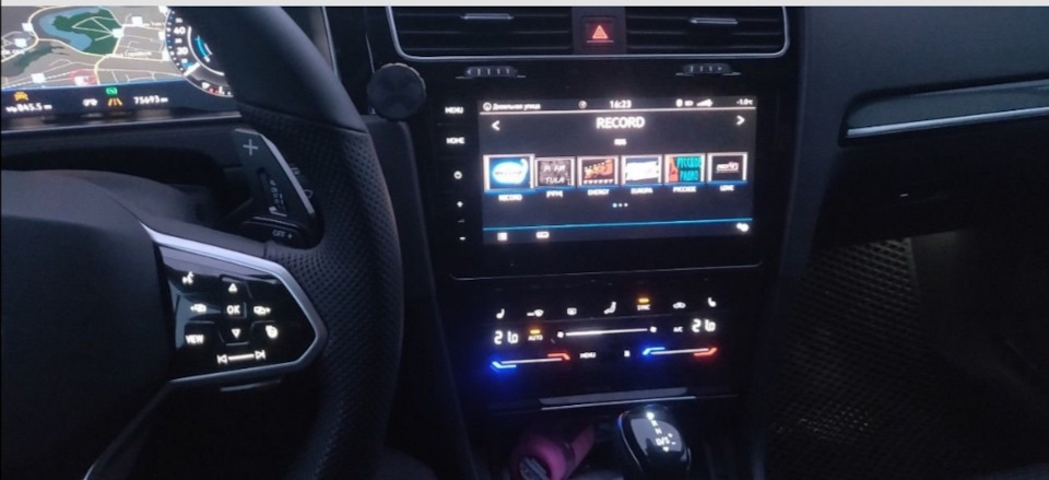 сенсорный блок климата в тигуан. сенсорный климат passat b8. сенсорный климат пассат б8. Vw tiguan 2021 климат контроль. сенсорный блок климата в тигуан.