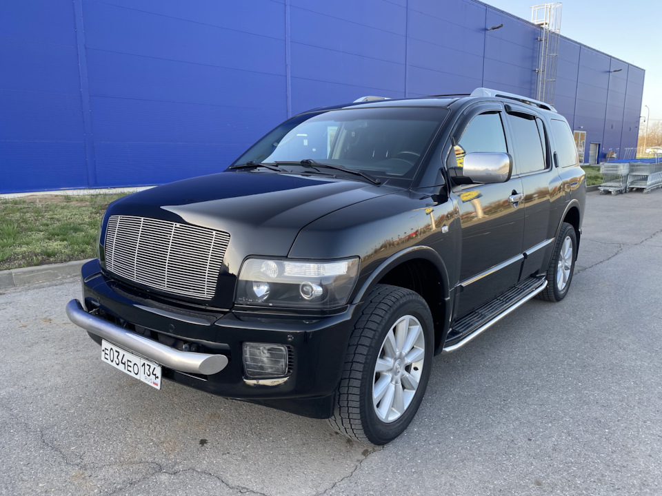 Поменял масло. Подключил камеру заднего вида. Замена лампочек габаритов ...