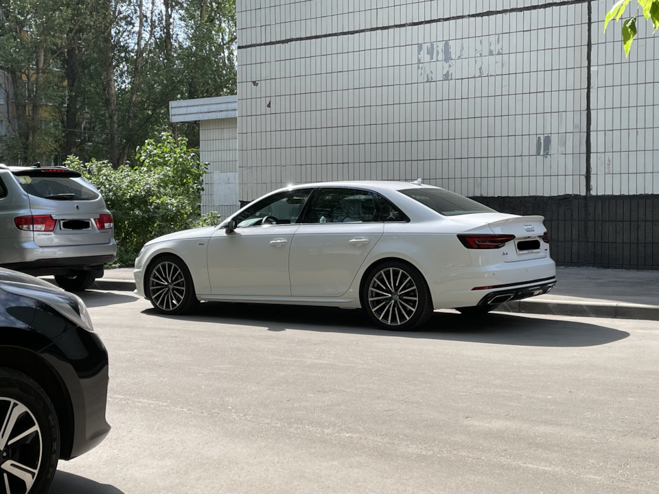 Фото в бортжурнале Audi A4 (B9)