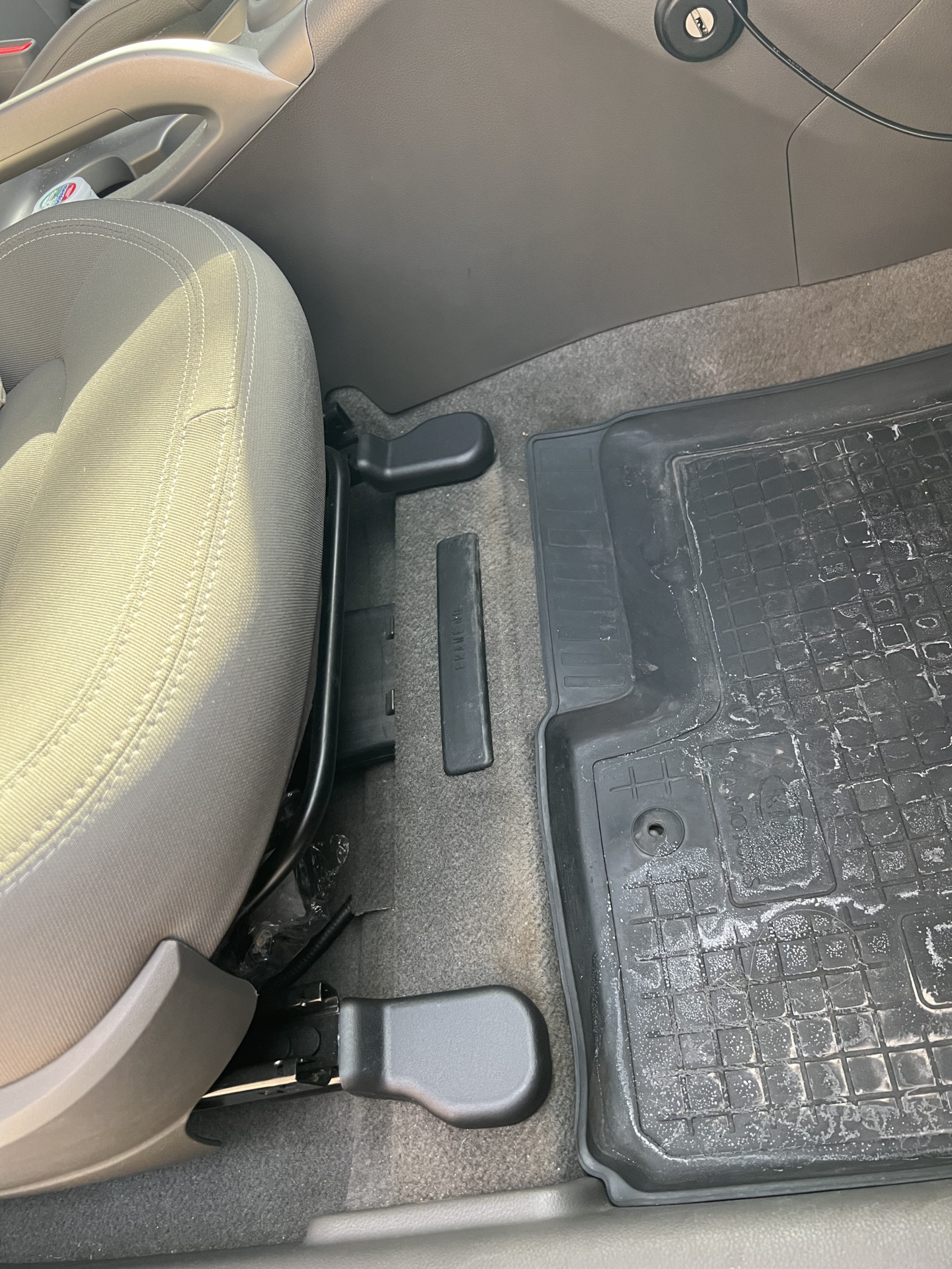 Первый ремонт — KIA Sportage (3G), 2 л, 2011 года | визит на сервис ...