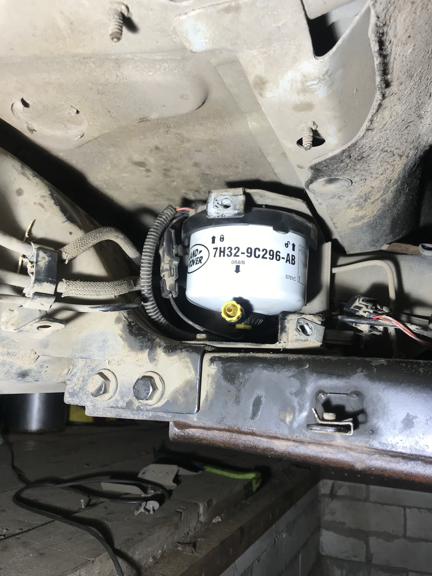 Погружной топливный насос - Land Rover Discovery III, 2,7 л, 2008 года плановое 