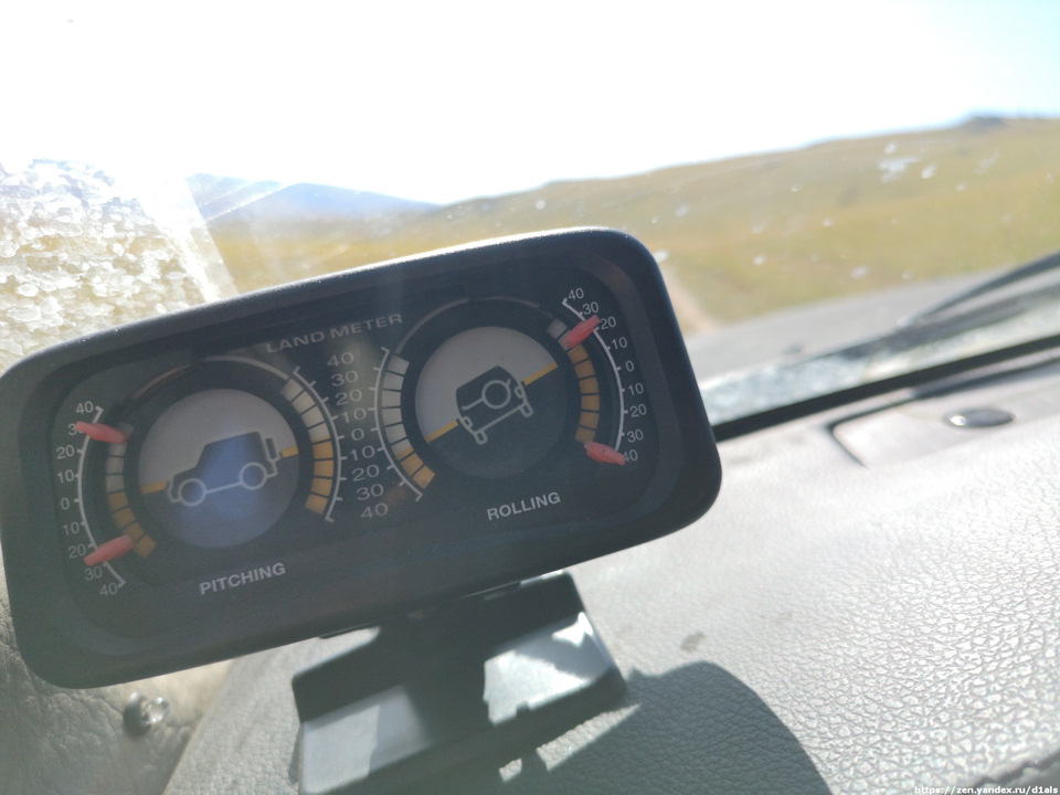 Крены на Укоке — обычное дело. Профиль резины доставляет немало интересных ощущений — Nissan Patrol GR II (Y61)