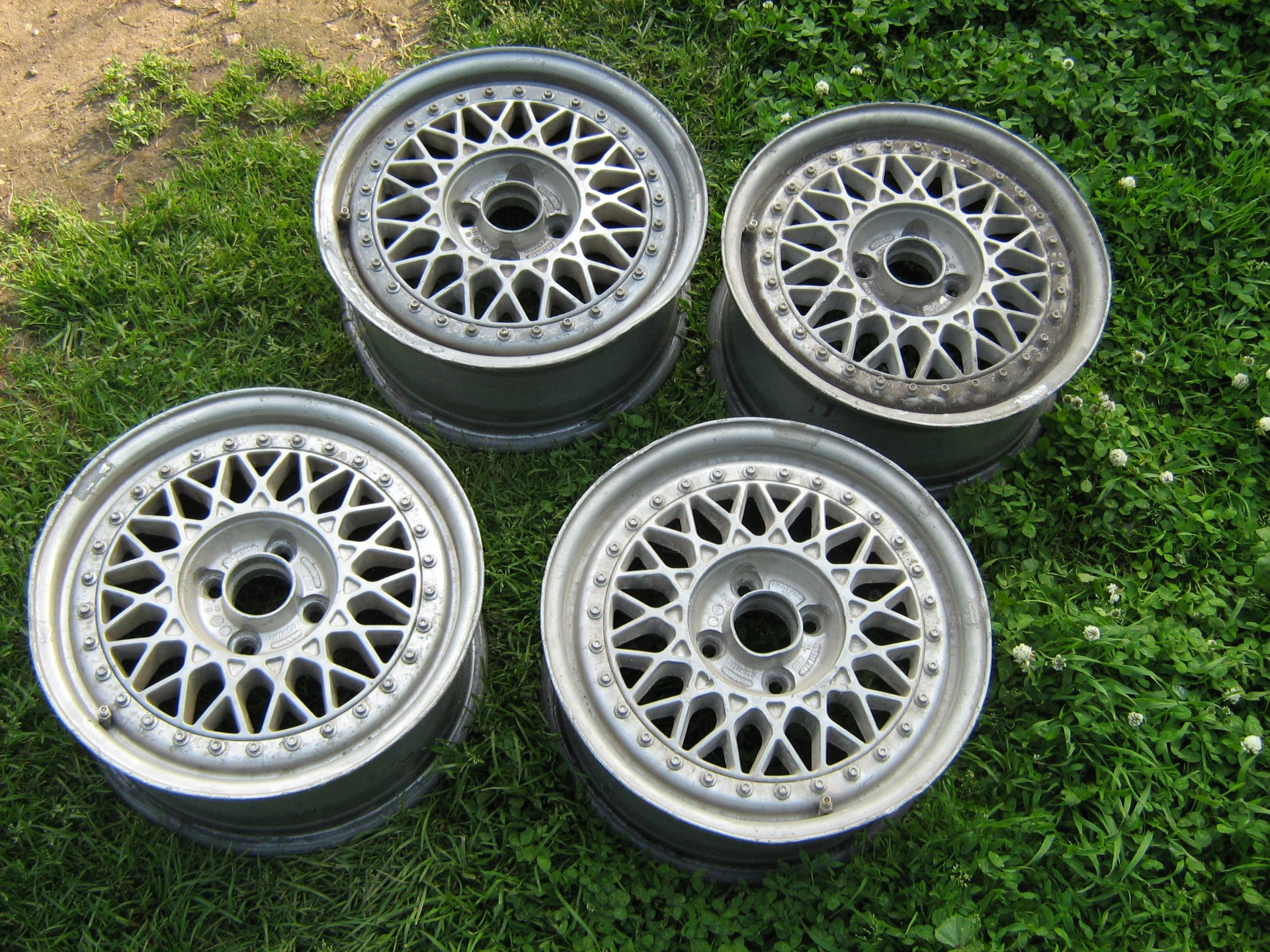 Диск с 3 4. Диски BBS r15 BMW. Диски BBS Audi 100. R13 4x100 BBS. BBS r14 4x100.